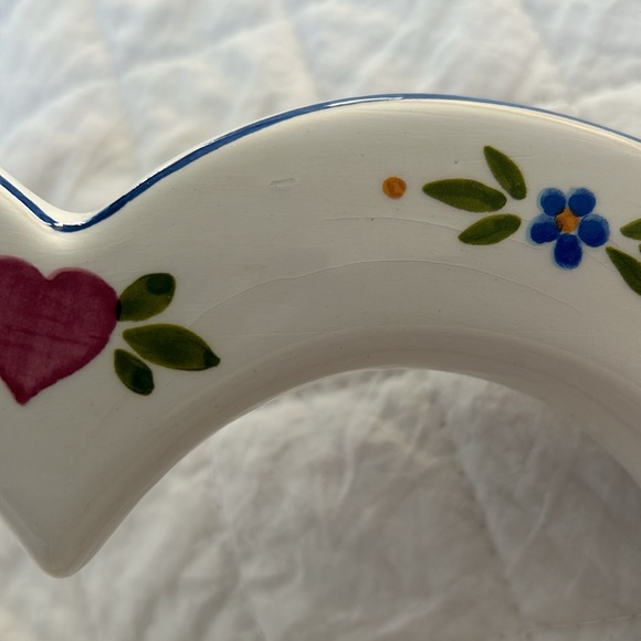 Portuguese Handpainted Glazed Ceramic Heart - Picture 4 of 12